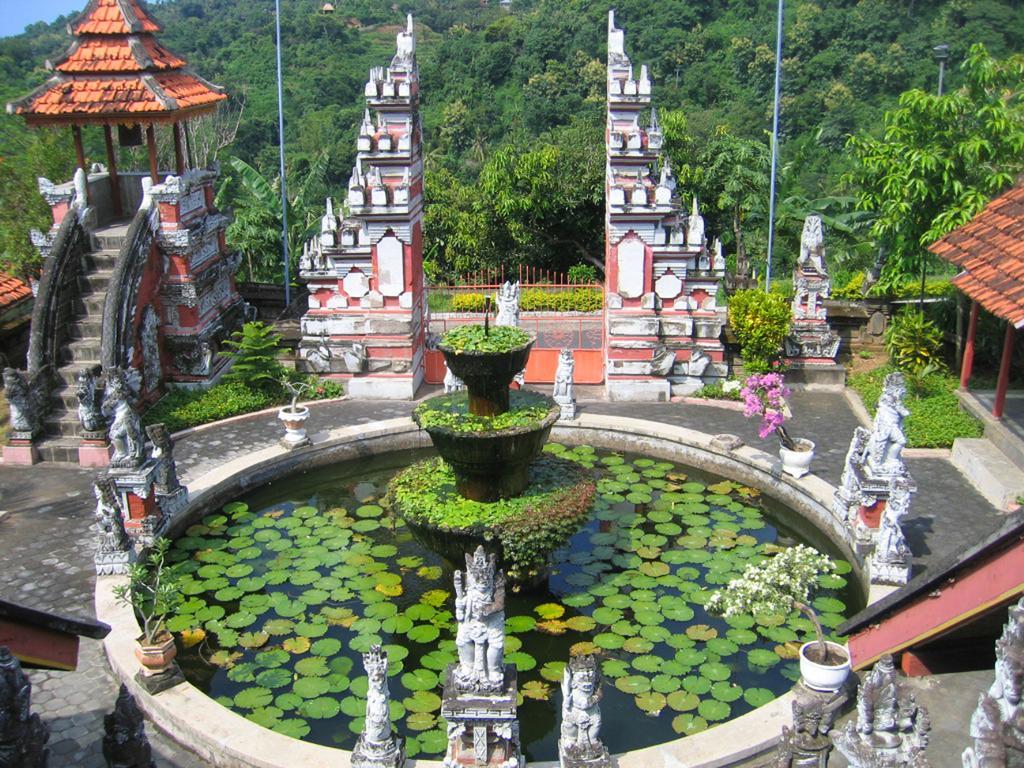 Banyualit 'n Lovina